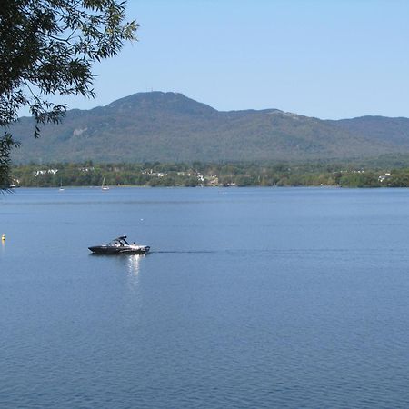 Location Tourisme Estrie - Oberge Du Village Magog Екстер'єр фото