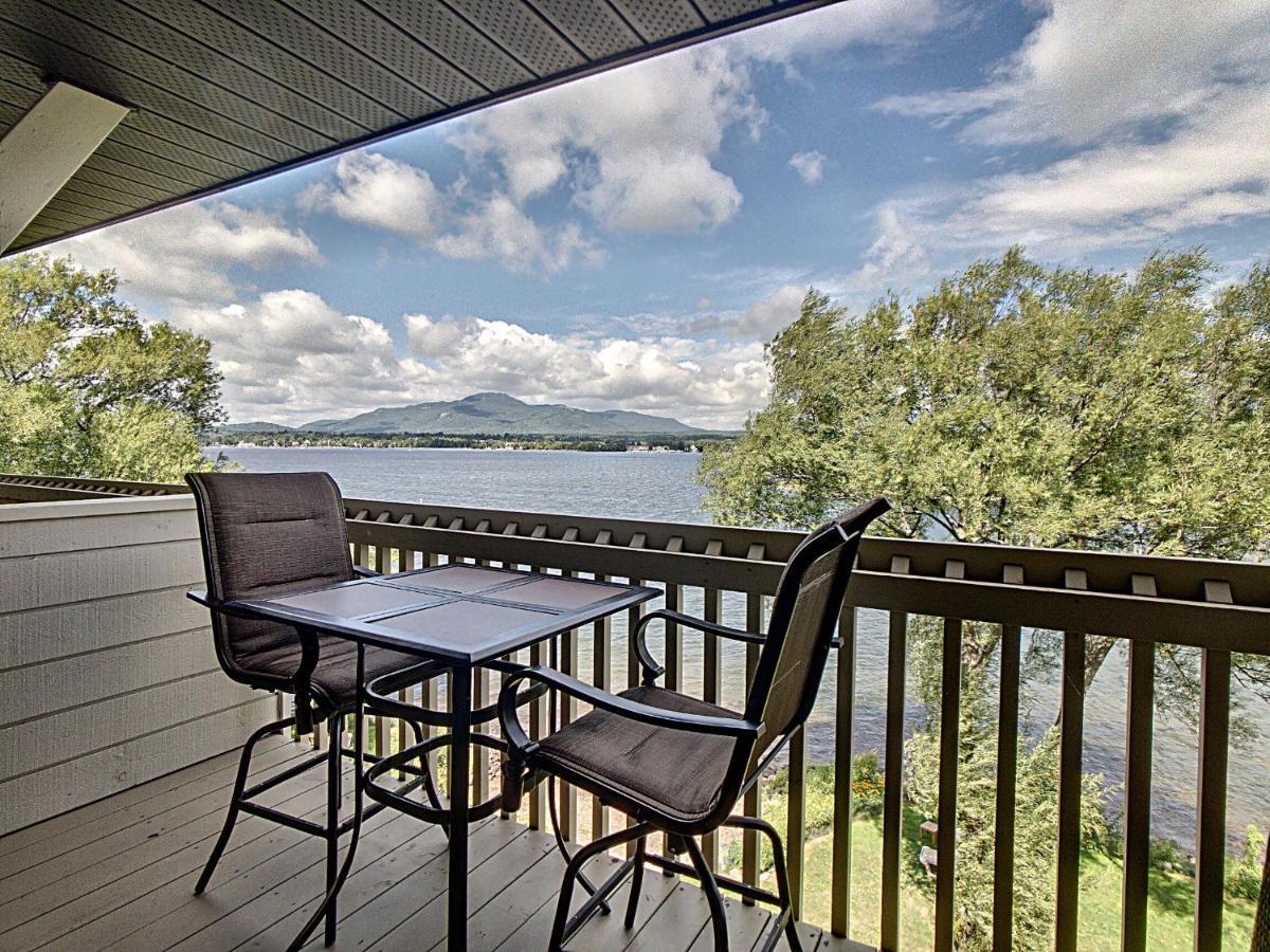 Location Tourisme Estrie - Oberge Du Village Magog Екстер'єр фото